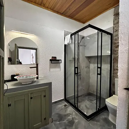 Hostel Chori Avlu Küçükköy *