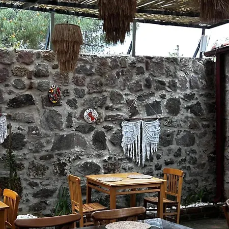 Hostel Chori Avlu Küçükköy *